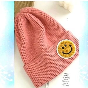 Ribbed knit beanie hat with Smiley face,, NWT